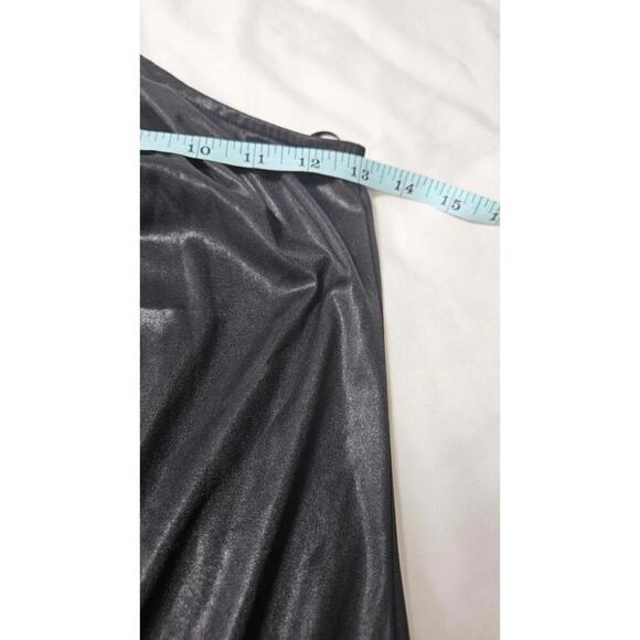 Women's Black Halter Top - Elegant & Chic - Picture 7 of 8